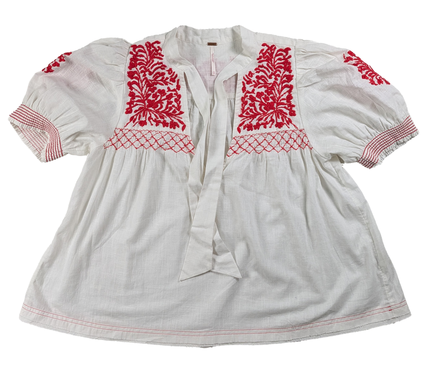 Free People Dreaming About You Tunic Size XS Daydreaming in style with Free People's Dreaming About You Tunic in size XS. Experience the comfort of puff sleeves, and