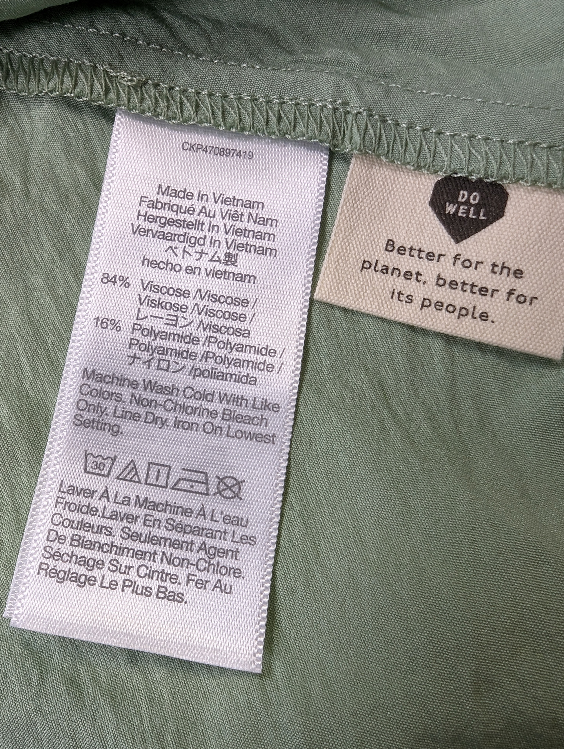Madewell Layton Midi Cami- Slip Dress Size 4 This highly-anticipated midi slip dress drapes beautifully on the body. With thin adjustable cami straps, a sexy V-neck
