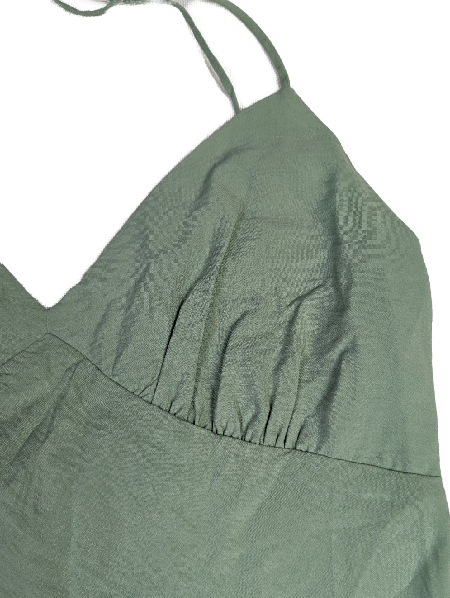Madewell Layton Midi Cami- Slip Dress Size 4 This highly-anticipated midi slip dress drapes beautifully on the body. With thin adjustable cami straps, a sexy V-neck