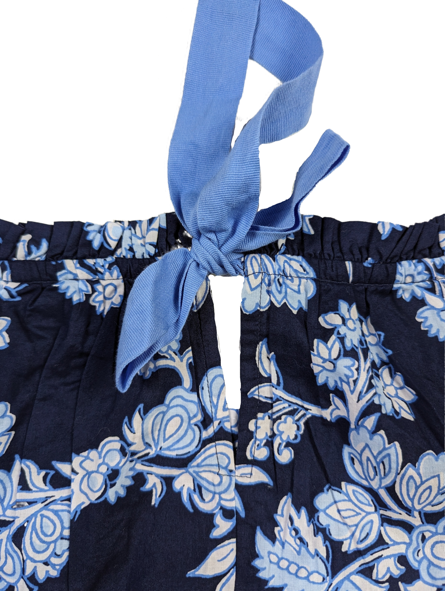 J Crew Navy Floral Smock Neck Long Sleeve Blouse Size PS Elevate your wardrobe with the J Crew Navy Floral Smock Neck Blouse. This long sleeve top features a stylish