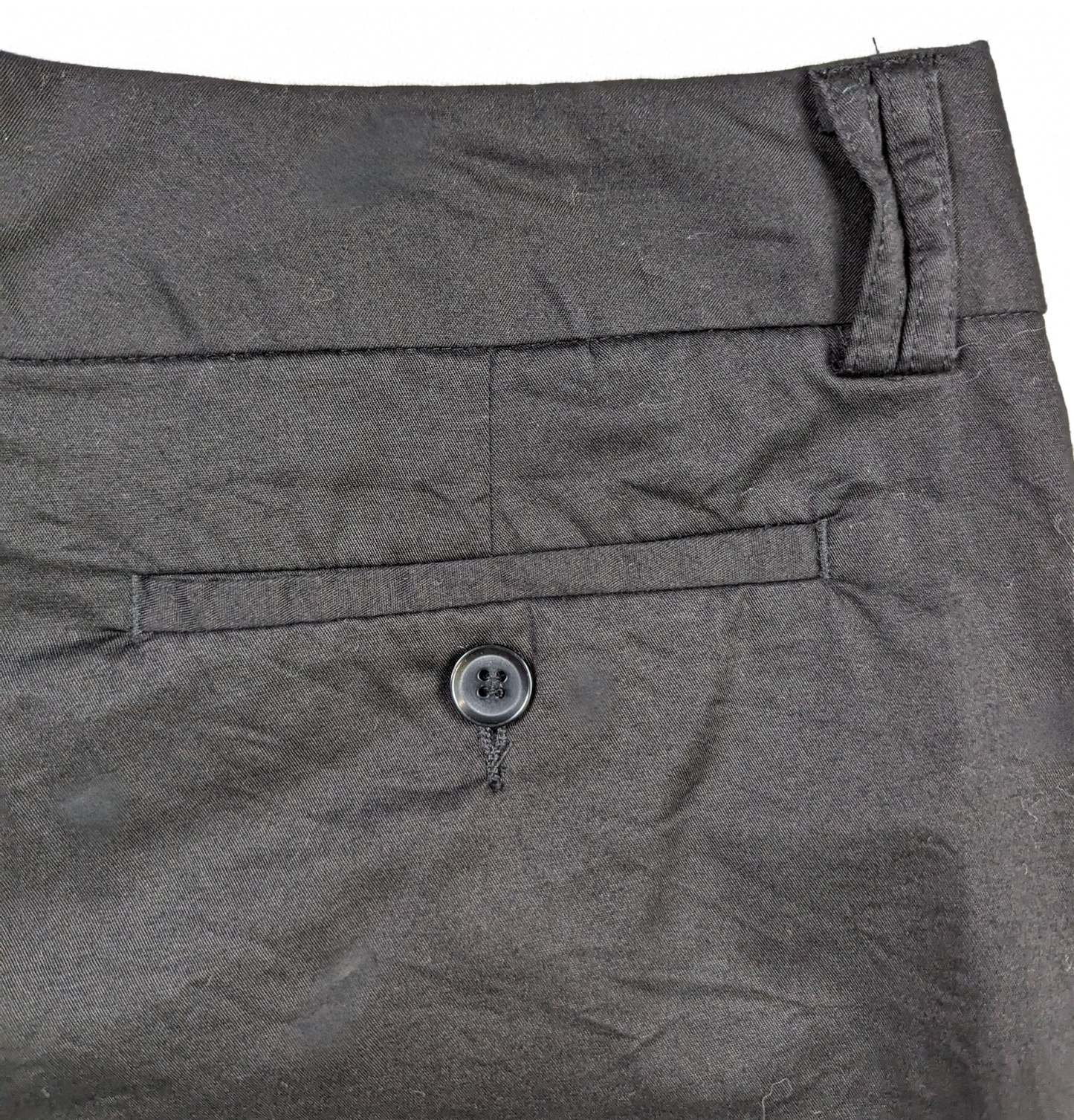 The Limited Black Cassidy Fit Bermuda Shorts Size 8 Elevate your summer style with The Limited's Black Cassidy Fit Bermuda Shorts. Made from a comfortable cotton/spa