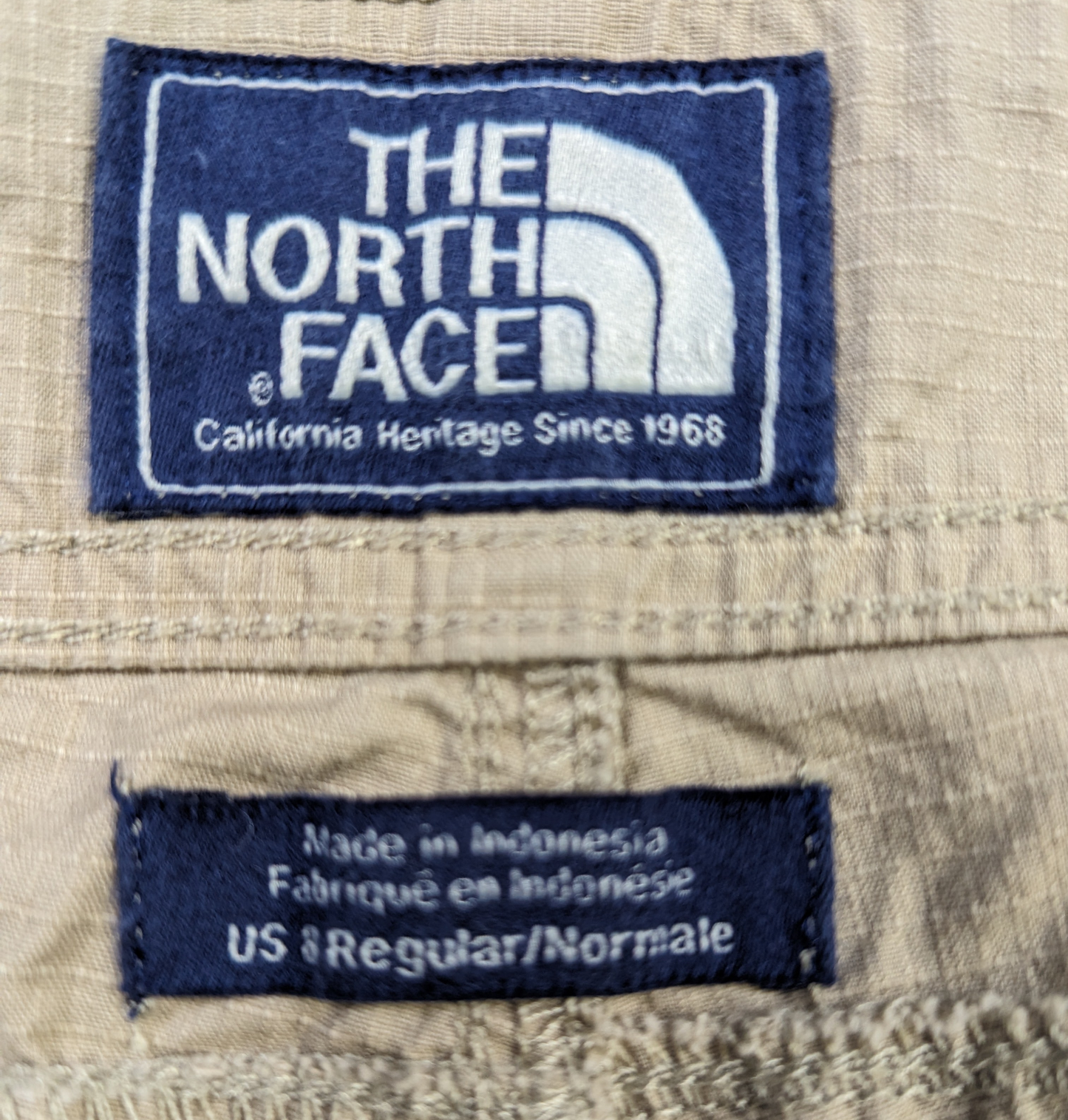 The North Face Tan Hiking Shorts Size 8 Get out and explore in style with these North Face Tan Hiking Shorts in size 8. Made with a cotton and elastane blend, they o