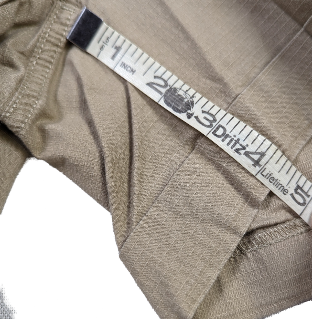 The North Face Tan Hiking Shorts Size 8 Get out and explore in style with these North Face Tan Hiking Shorts in size 8. Made with a cotton and elastane blend, they o