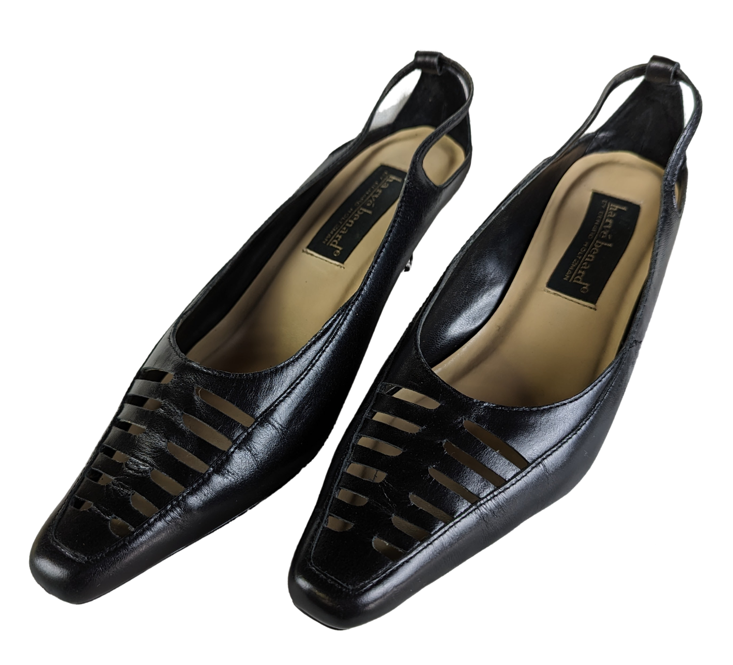 Harve Bernard Black Kitten Heels with Cut outs size 8W Step into style with these Harve Bernard Black Kitten Heels. Made of sleek black leather and featuring trendy