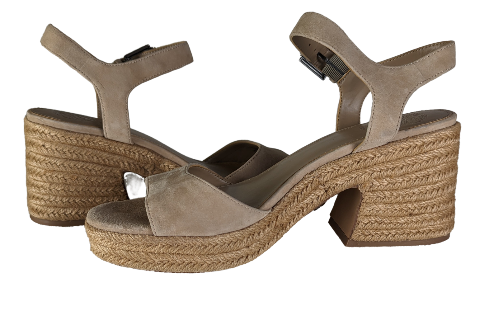 Vince Camuto Ranelli Platform Sandal Size 8 1/2 Your go-to summer sandal for city strolls, vacation tours and beach days. The Ranelli is crafted with a curved toe st