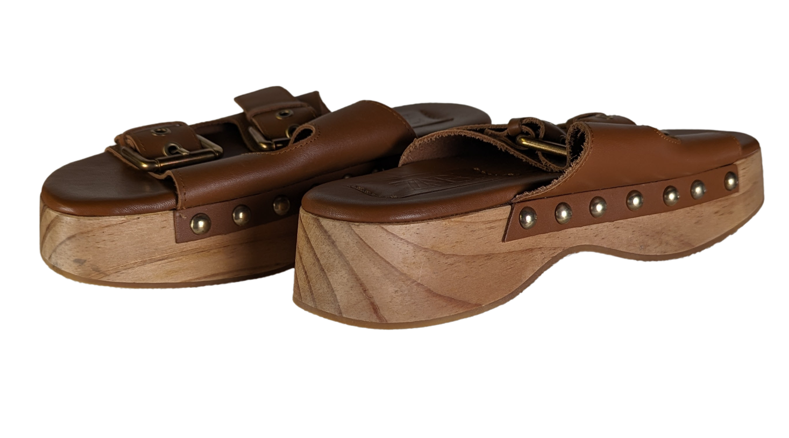 Zara Wood Platform Leather Buckle Slide Size 38 EUC Elevate your style with Zara's Wood Platform Leather Buckle Slides! The gold tone hardware and stud detail add a