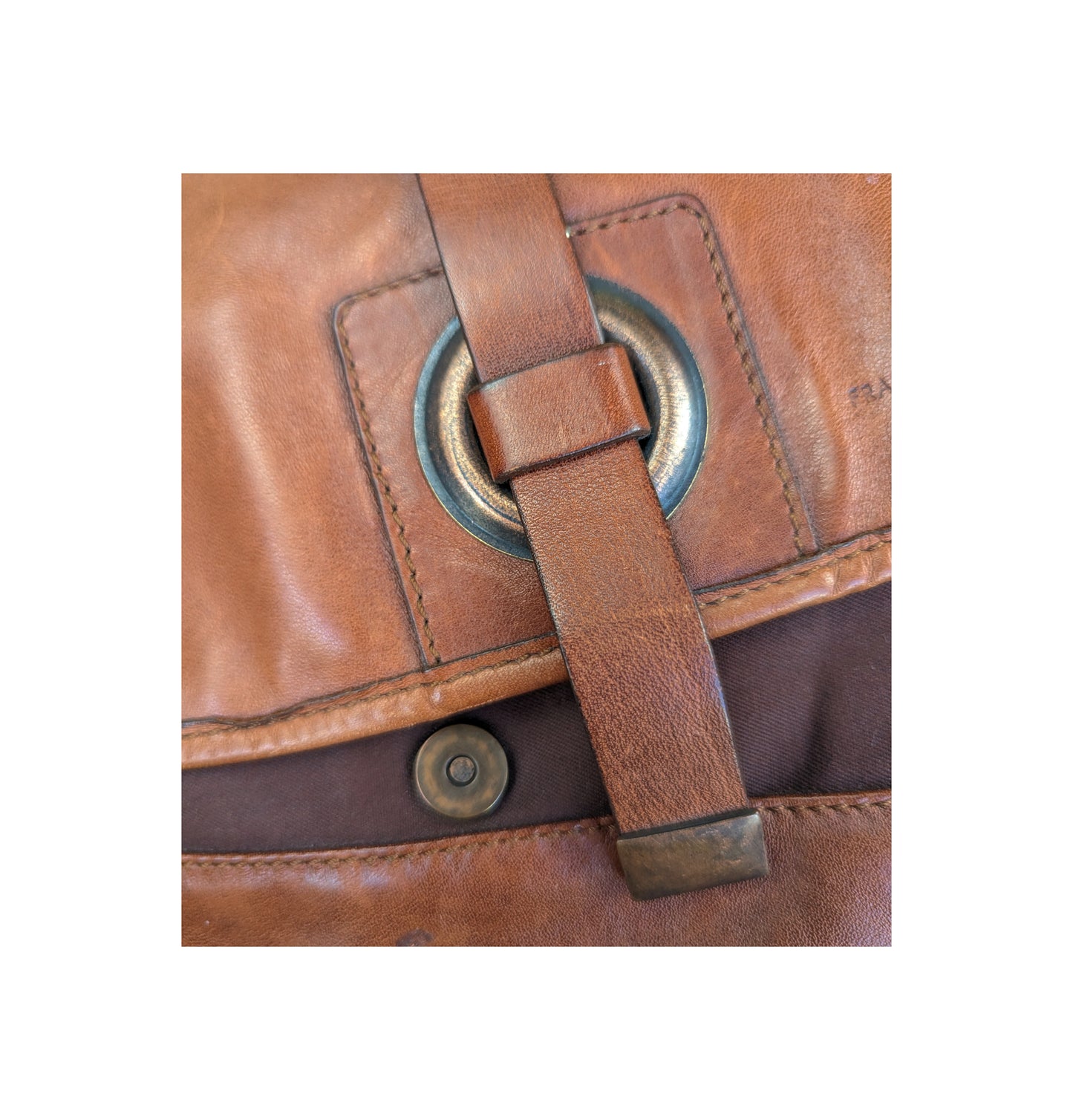 Francesco BiasiaVintage bag in excellent condition!  Lots of room for all your essentials - wallet, keys, makeup, etc...Purse, handbagFrancesco Biasia Leather and Fabric Messenger BagFrancesco Biasia Leather