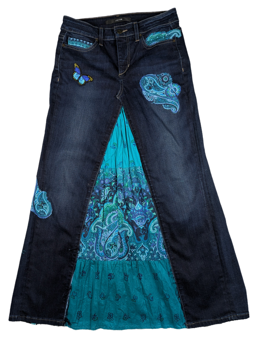 Refreshed - Joe's Jeans Upcycled Maxi Skirt Size 26 Is it a skirt, or a pair of jeans?  Or, is it both?  Check out this cute skirt with the style of yesteryear.  Thi