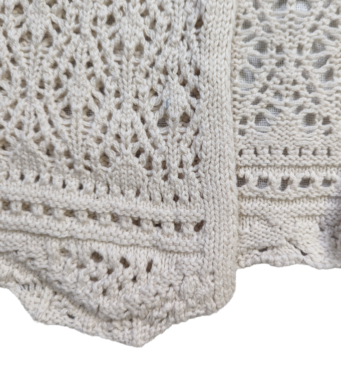 Freshman 1996 Crochet Long Vest Size Medium Embrace your inner boho with our Freshman 1996 Crochet Long Vest! Made with intricate crochet detailing, this vest is fre