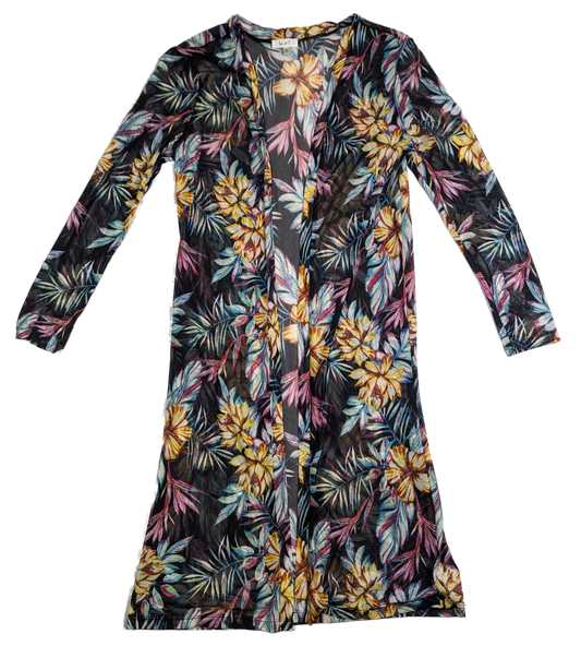 Love J Tropical Mesh Kimono Size L Unleash your inner island vibes with this Love J Tropical Mesh Kimono! Featuring a playful tropical print, breezy mesh fabric, and