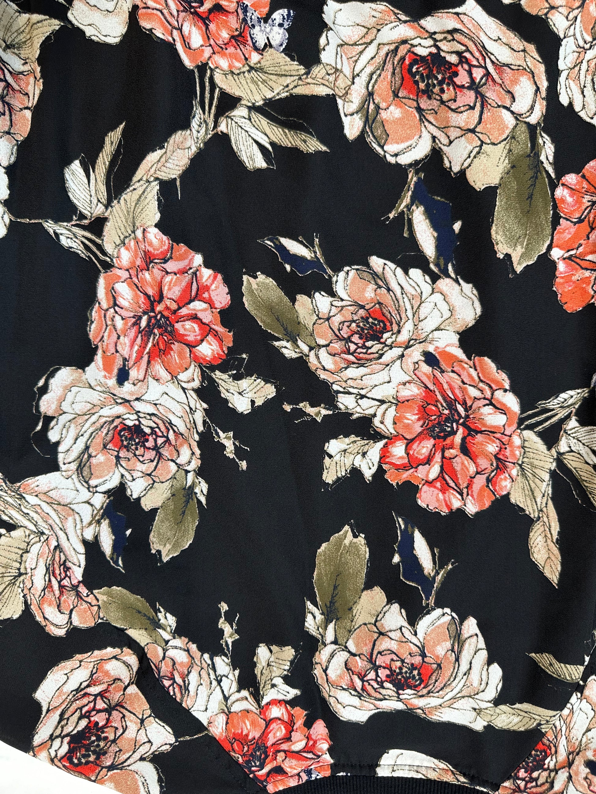 Sanctuary Anthropologie Floral Zip Front Bomber Jacket size Small Introducing the Sanctuary Anthropologie Bomber Jacket, a playful twist on a classic. This black jac