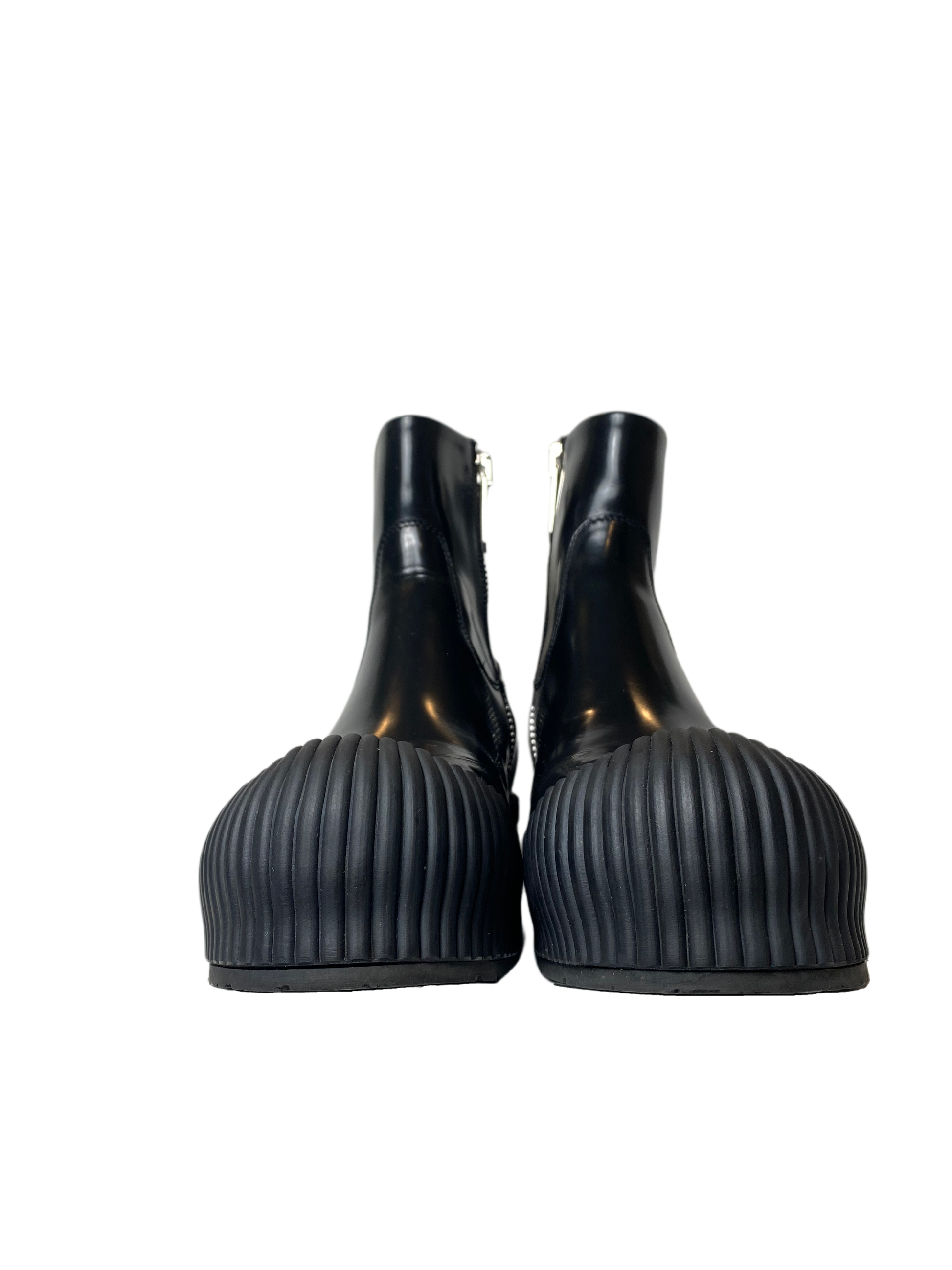 Calvin KleinStep up your fashion game with these Calvin Klein Deicine Spazzolato (205W39NYC) black leather ankle boots! These sleek and stylish boots are dressed to kill with a ShoesCalvin Klein Deicine Spazzolato Black Leather Ankle BootsCalvin Klein Deicine Spazzolato Black Leather Ankle Boots