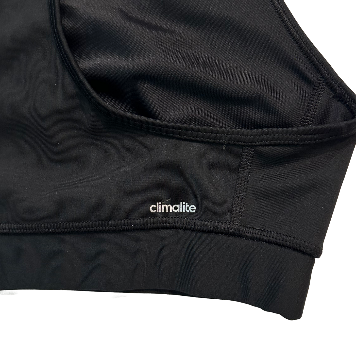 Adidas Techfit Climate Black Sports Bra size Medium Get ready to crush your workout with this Adidas Techfit Climate black sports bra in size medium. Featuring a razor ba