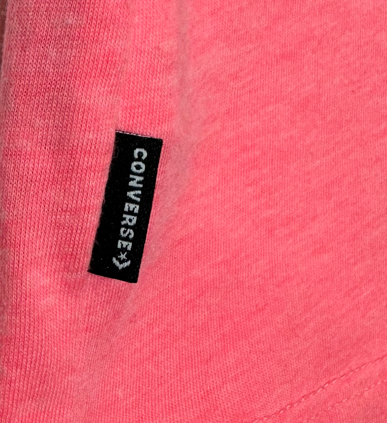 ConverseMake a statement in this classic fit, hot pink short-sleeve Converse T-shirt! It'll help you stand out in a crowd, and offer a bright, bold burst of color to any outShirtConverse Classic Fit Hot Pink Short Sleeve T-ShirtConverse Classic Fit Hot Pink Short Sleeve