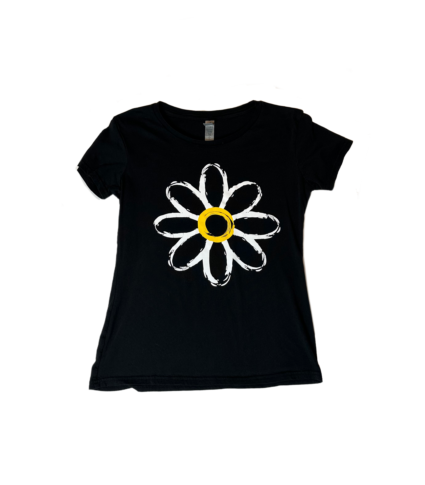 Instant Message Instant Message Black T-Shirt with White Daisy Printt! This comfortable style is perfect for a laid-back outfit, with its classic short sleeves, crew neck, and chShirts & TopsInstant Message Black T-Shirt with White Daisy PrintInstant Message Black