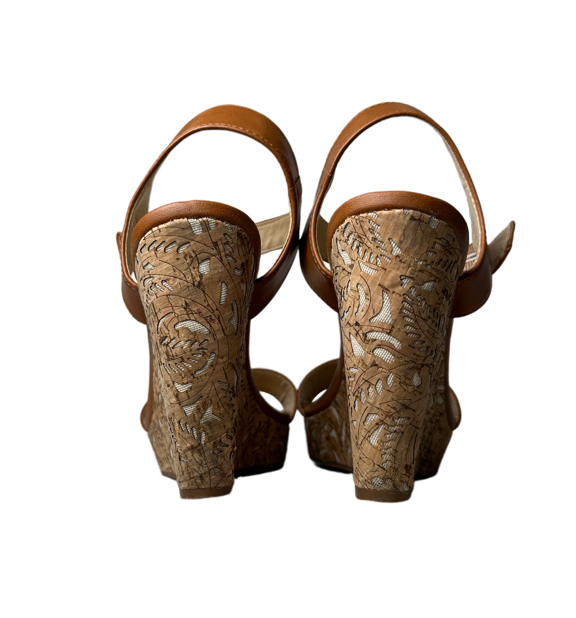 Jessica SimpsonComplete your look with the Jessica Simpson Cork Cut Out Wedge. This beautiful sandal features an elevated wedge shape with a decorative cork overlay, and a classic ShoesJessica Simpson Cork Cut Out Wedge with Brown Ankle Strap - EUCJessica Simpson Cork Cut