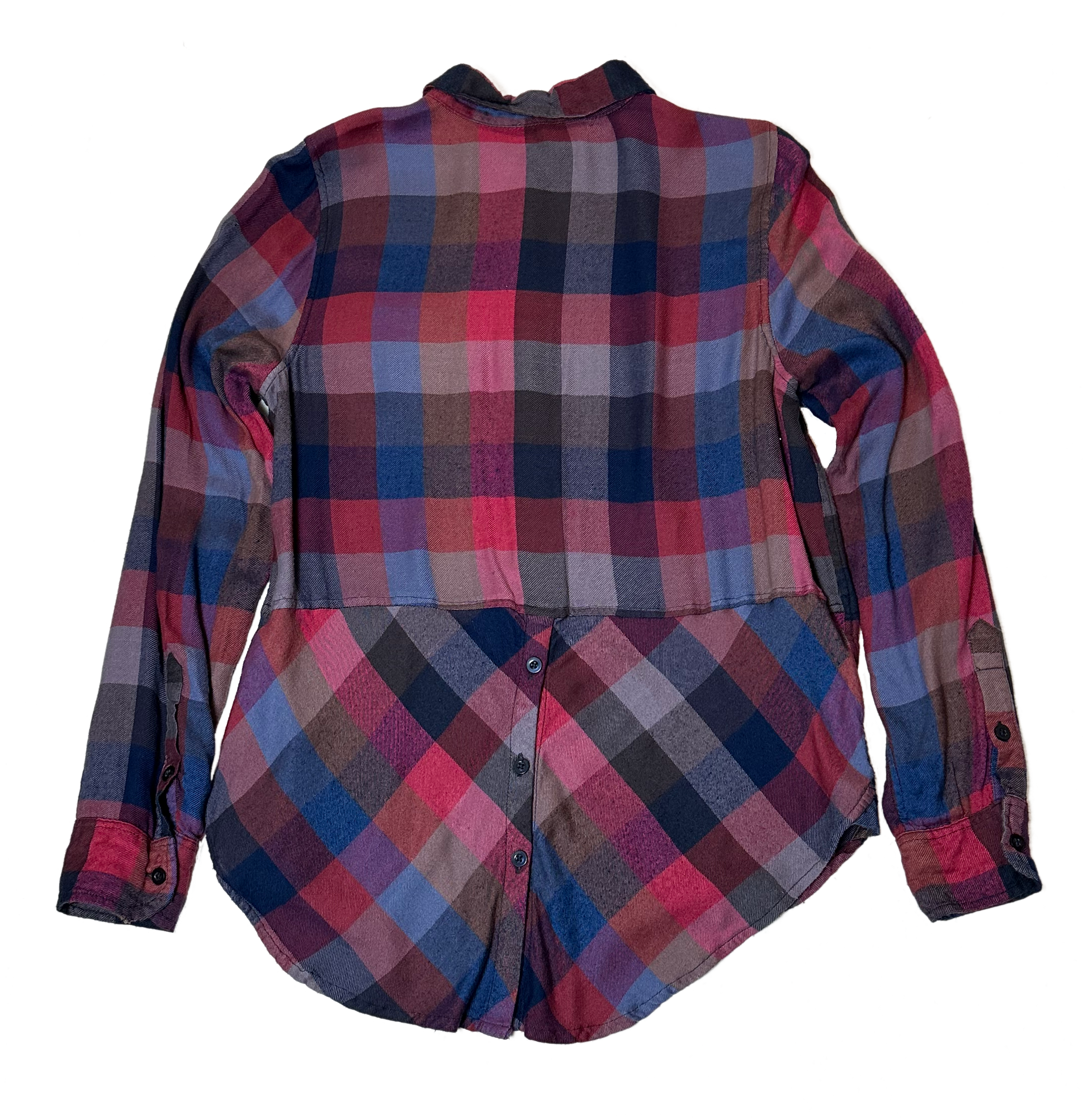 Lucky BrandGet ready for a warm and cozy time! The Lucky Brand dark pink plaid split back flannel is the perfect way to add some funky flair to your look - with multi colors, aShirtLucky Brand Dark Pink Plaid Split Back FlannelLucky Brand Dark Pink Plaid Split Back Flannel