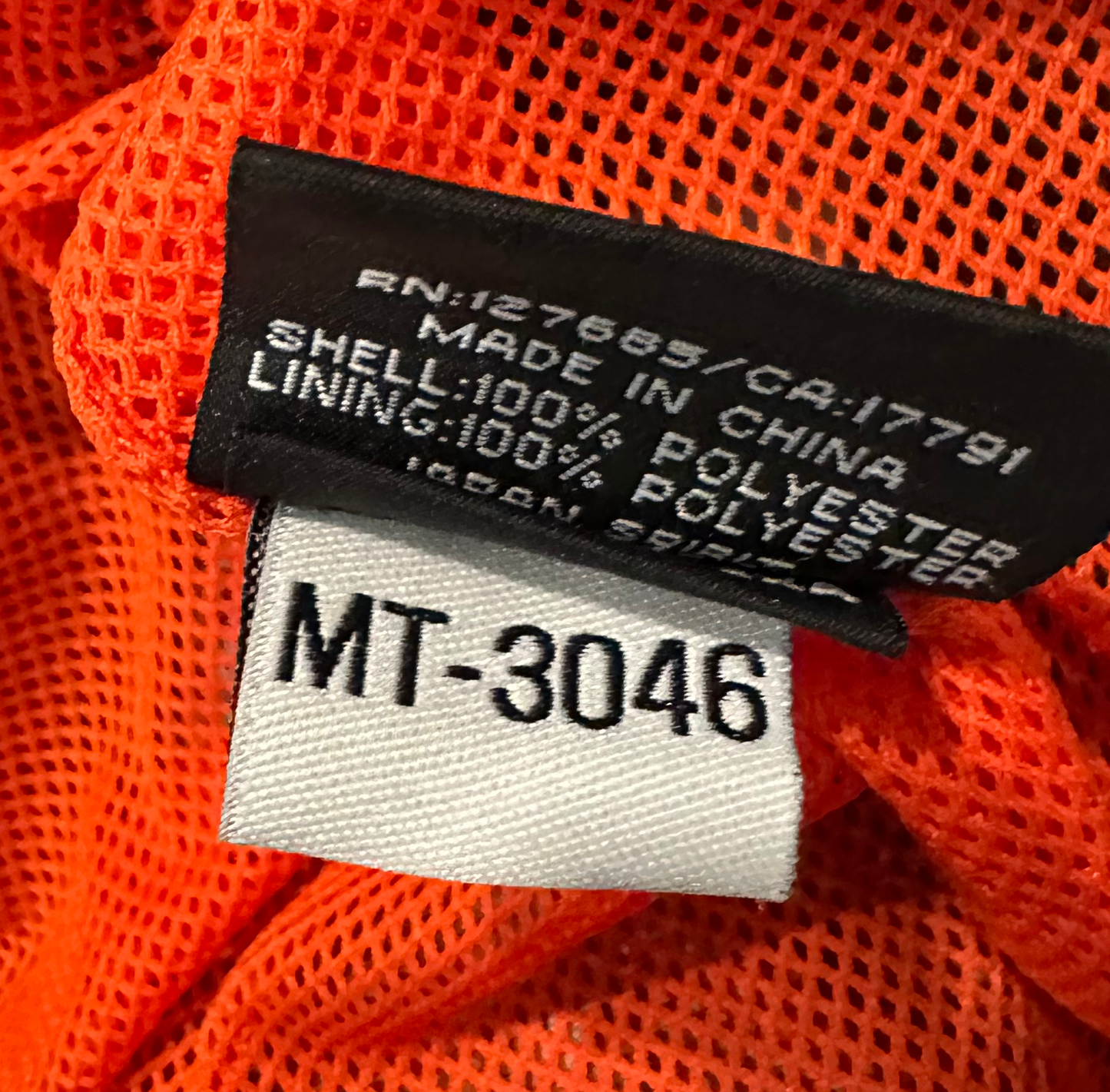 Superdry Japan Camo Mesh Lined Long Hooded Windcheater Mens sz. Medium The Superdry Japan Camo Long Sleeve Hooded Windcheater in Men's Medium combines functionality