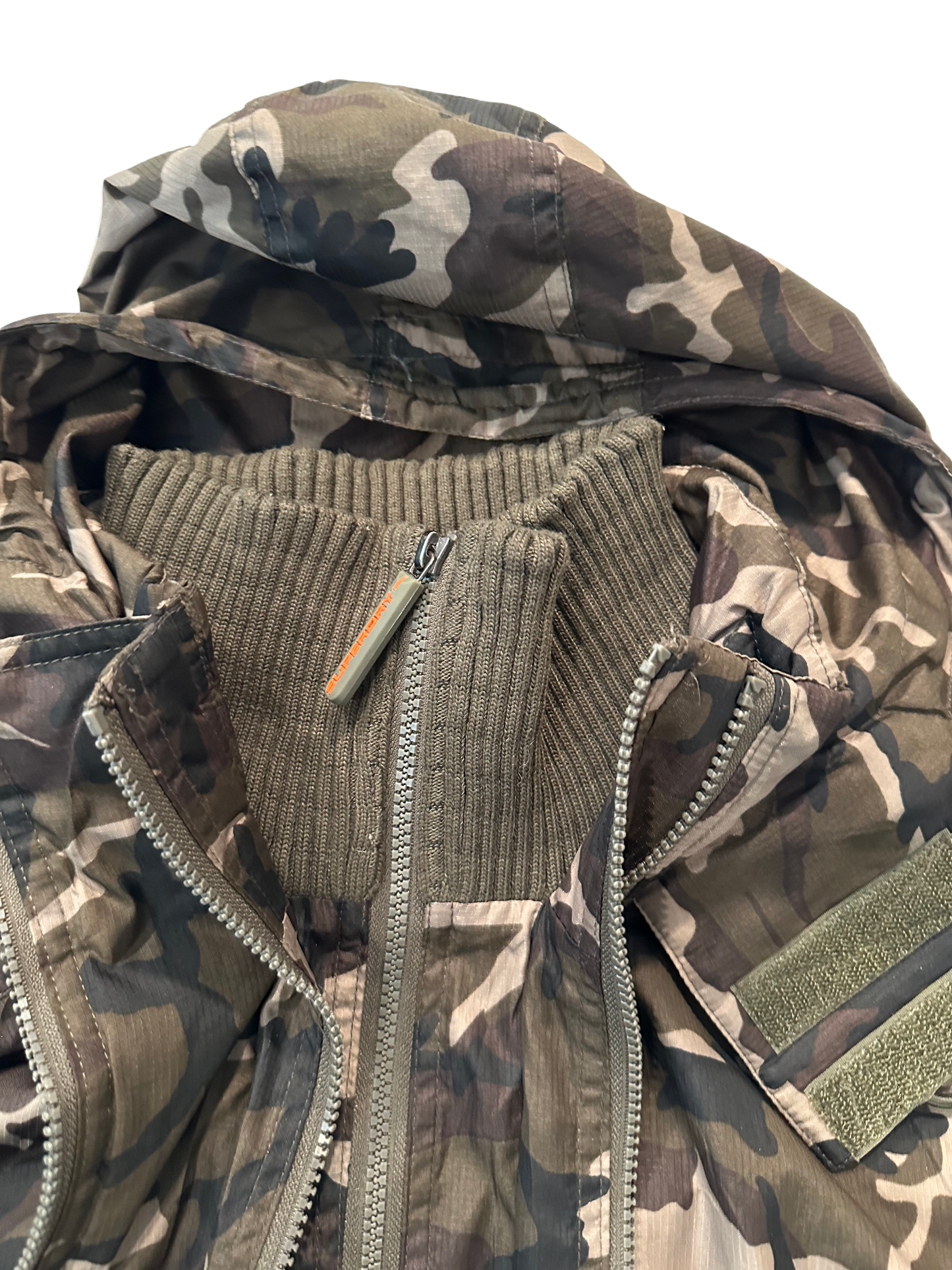 Superdry Japan Camo Mesh Lined Long Sleeve Hooded Windcheater Mens size Medium