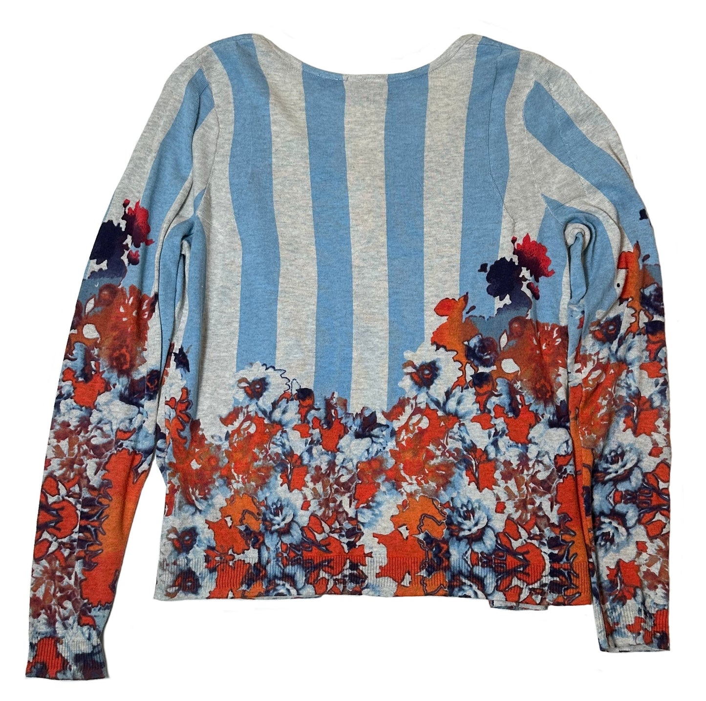 Simply Vera Vera WangThis Simply Vera Vera Wang stripe & floral tie front sweater offers a timeless look for any wardrobe. The long sleeve sweater boasts a water color floral patternSweaterSimply Vera Vera Wang Stripe & Floral Tie Front Sweater - NWOTSimply Vera Vera Wang Stripe & Floral Tie Front Sweater - NWOT