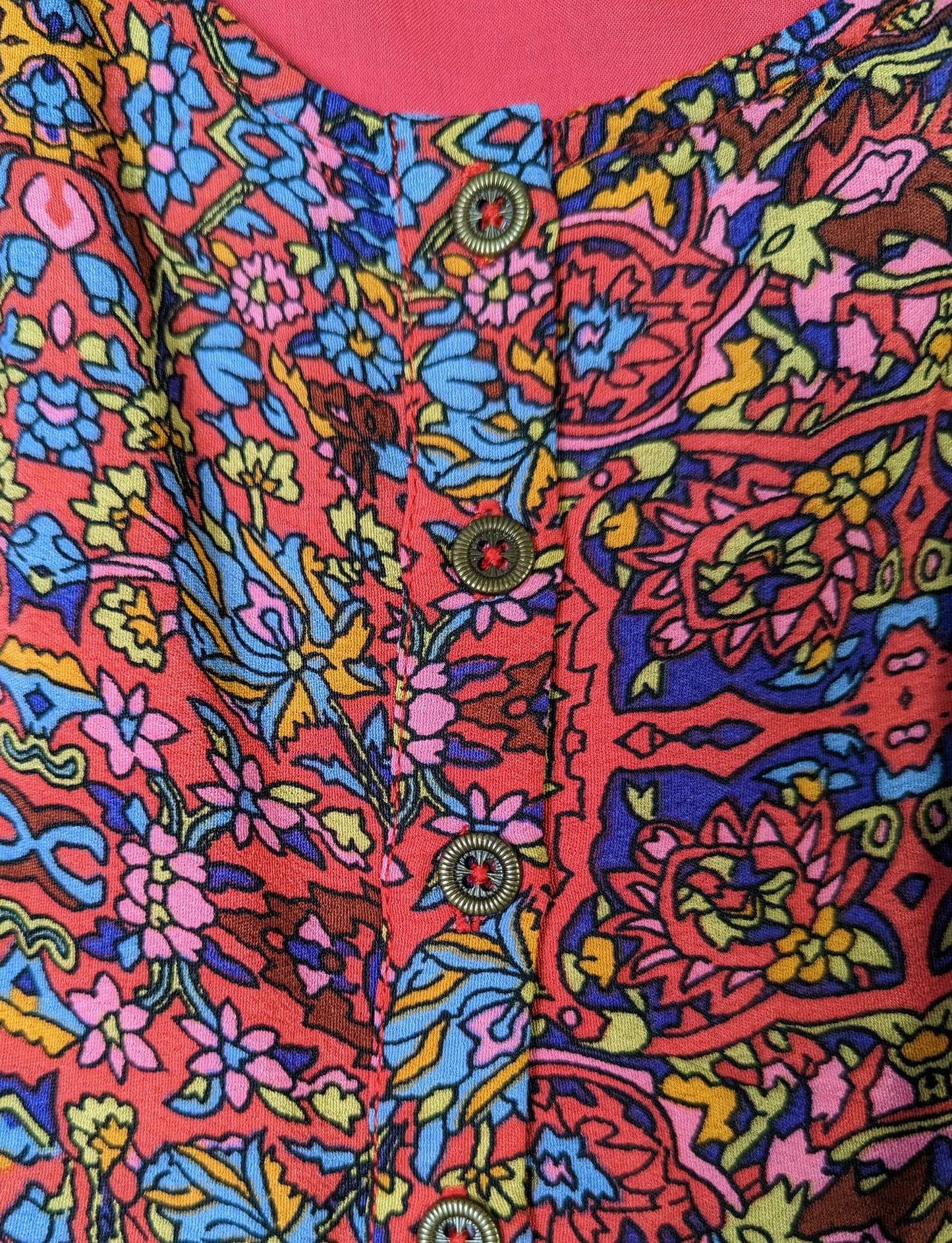 Maeve by Anthropologie "Violette" Print Dress with Handkerchief hem This Maeve dress is the perfect choice for special occasions or everyday wear. Featuring a sleeveless design, gorgeous colorful Persian floral print and handkerchief