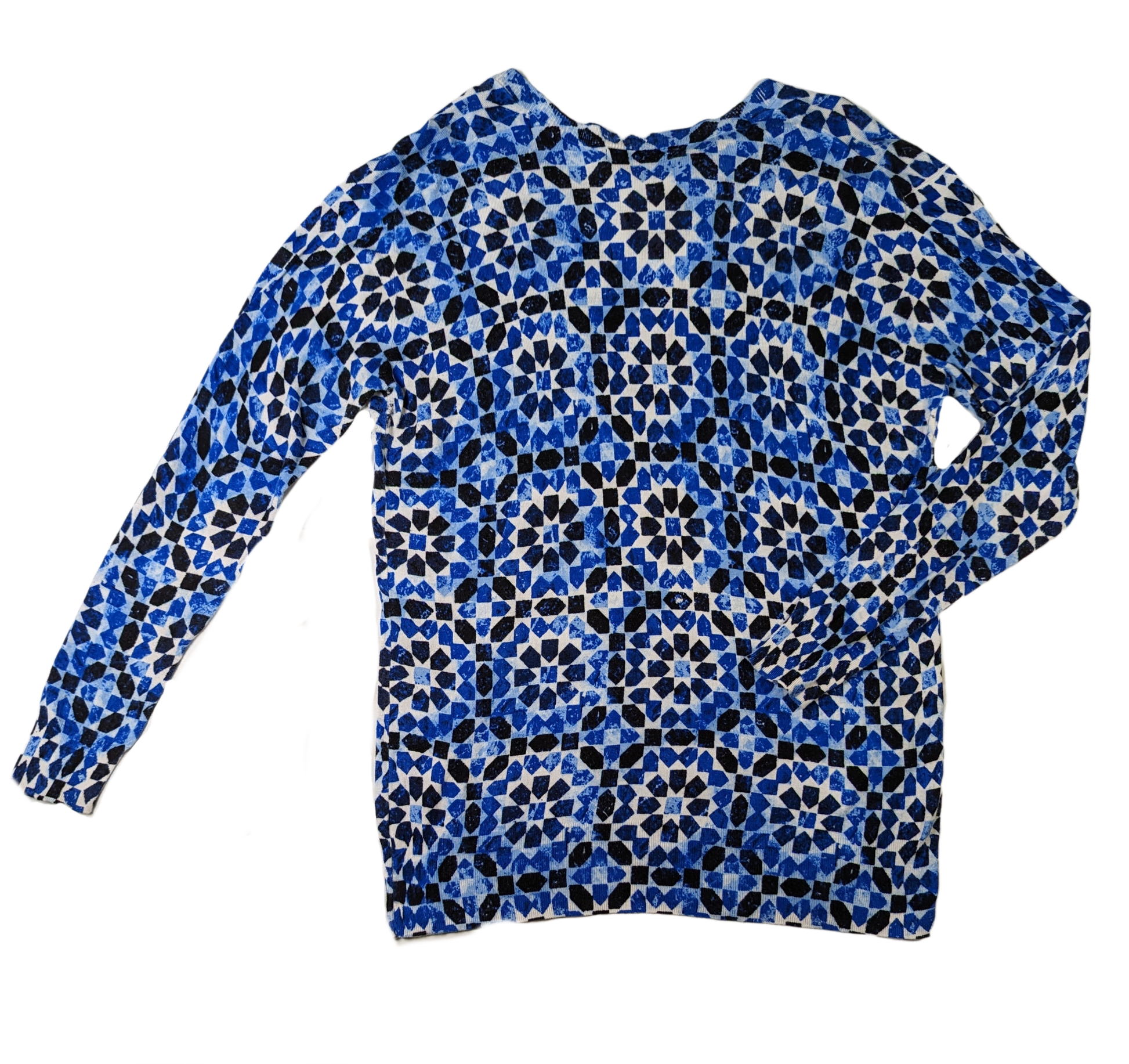 Michael KorsThe Michael Kors Kaleidoscope Print Sweater is a lightweight knit garment perfect for transitional weather. Its vivid kaleidoscope print adds a statement-making toucSweaterMichael Kors Kaleidoscope Print SweaterMichael Kors Kaleidoscope Print Sweater