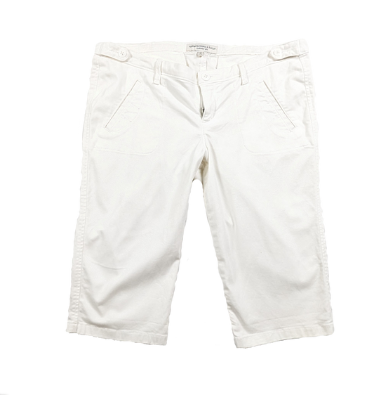 Abercrombie & FitchPerfect for Spring or Summer, you will get a lot of wear out of these.  Pair them with a cute tank top, or wear with your bathing suit and a cover up!  There are so ShortsAbercrombie & Fitch Off-white caprisAbercrombie & Fitch