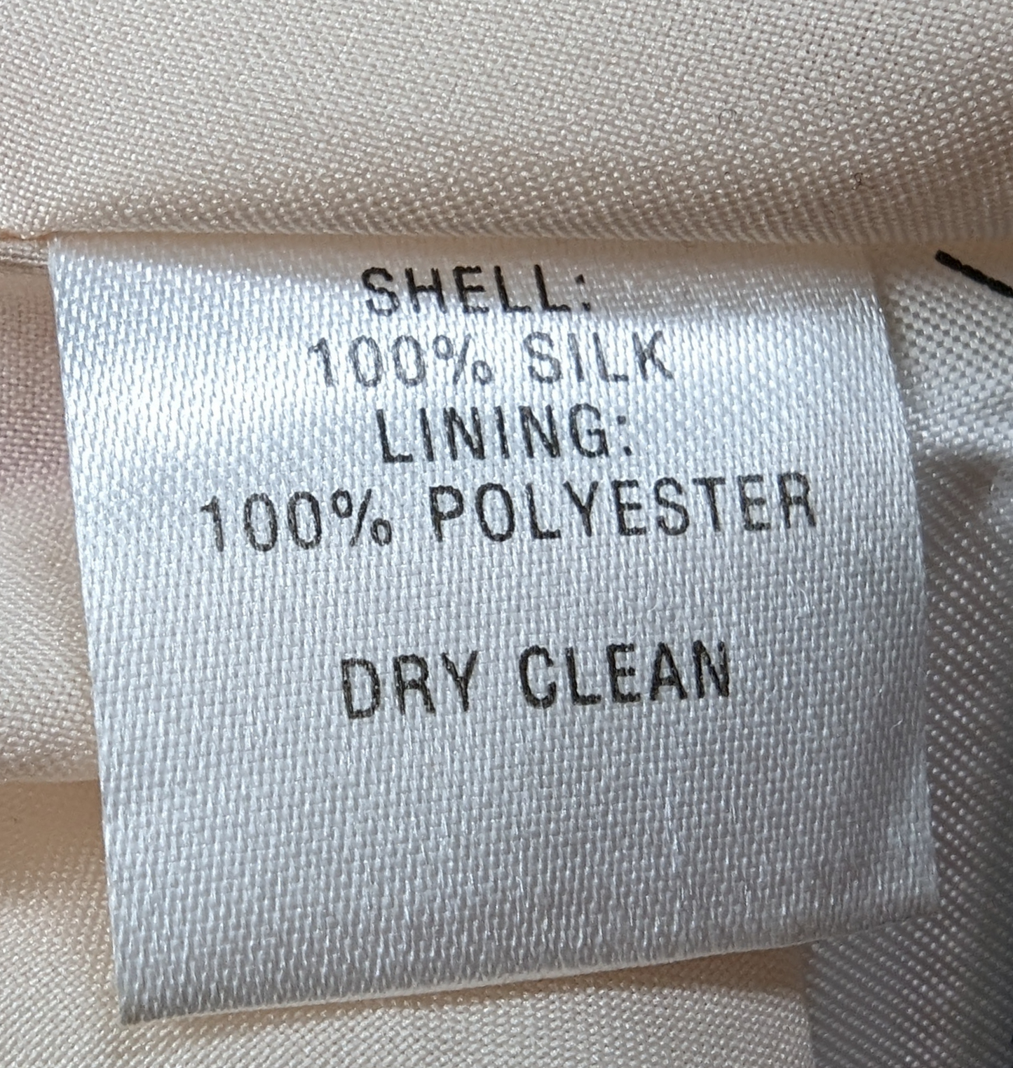 Ann Taylor Loft Silk Maxi Sundress with criss-cross straps and vibrant colors. This Loft Silk Maxi Sundress is a picture perfect piece! Soft ivory silk is adorn the Ann Taylor Loft Silk Maxi Sundress with criss-cross straps and vibrant is a picture perfect piece! Soft ivory silk is adorned with a vivid magenta print, while the strapped criss cross back and olive green tDressesLoft Silk Maxi SundressLoft Silk Maxi Sundress