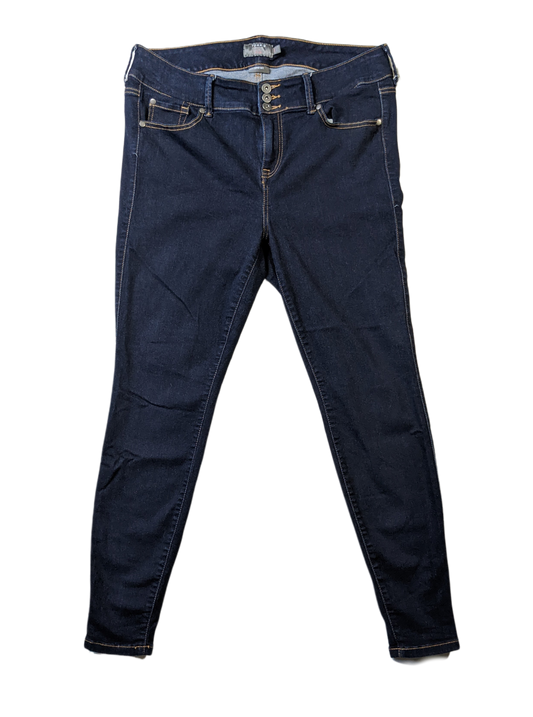 Torrid Feel the Fit JeggingsDark wash, super soft and comfy.  Lots of stretch.  Goes with everything. These are a great pair of jeans.