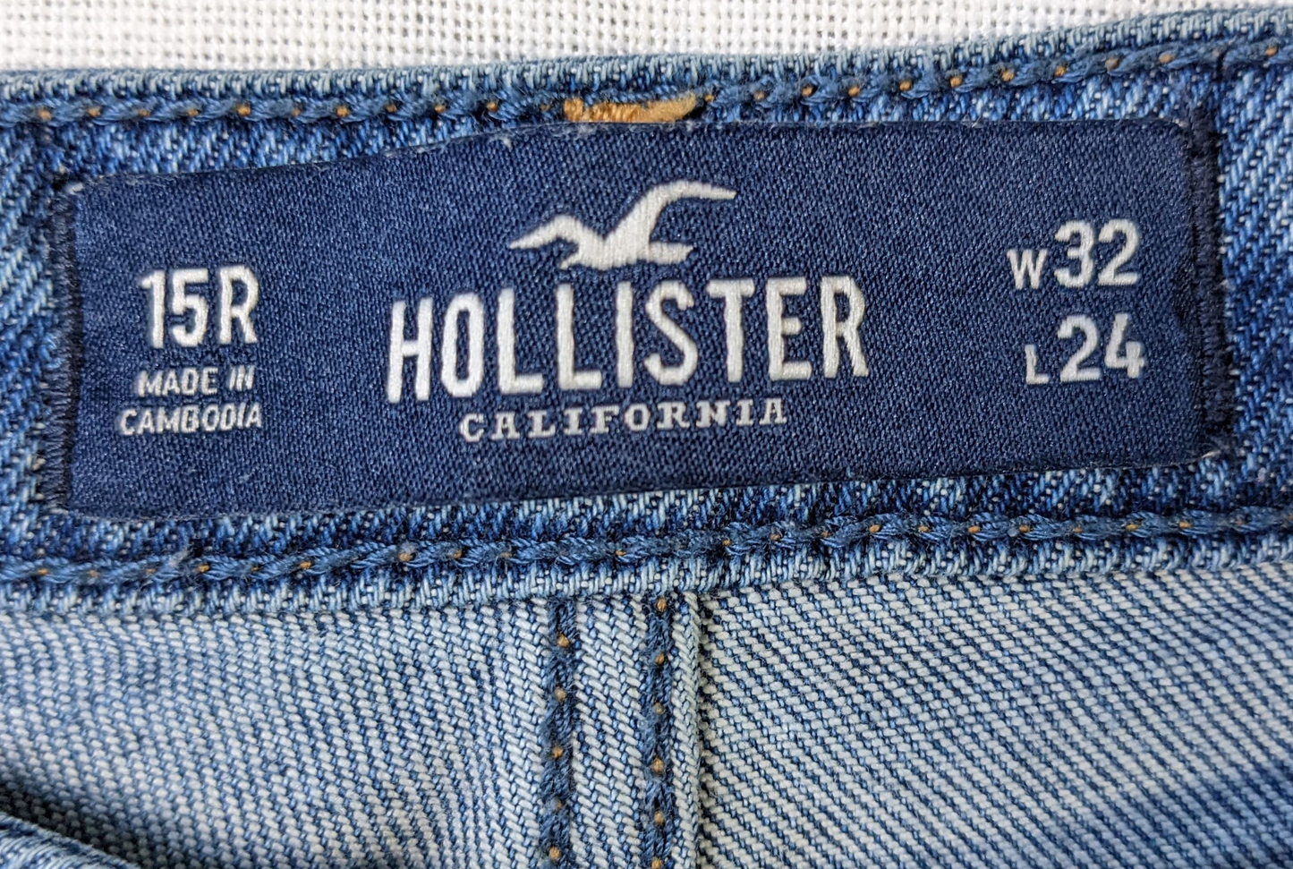 Hollister Distressed Mid-rise Crop Boyfriend JeansHoly Moly!  Do these have the distressing!  Super comfy, too, with Hollister Vintage stretch!