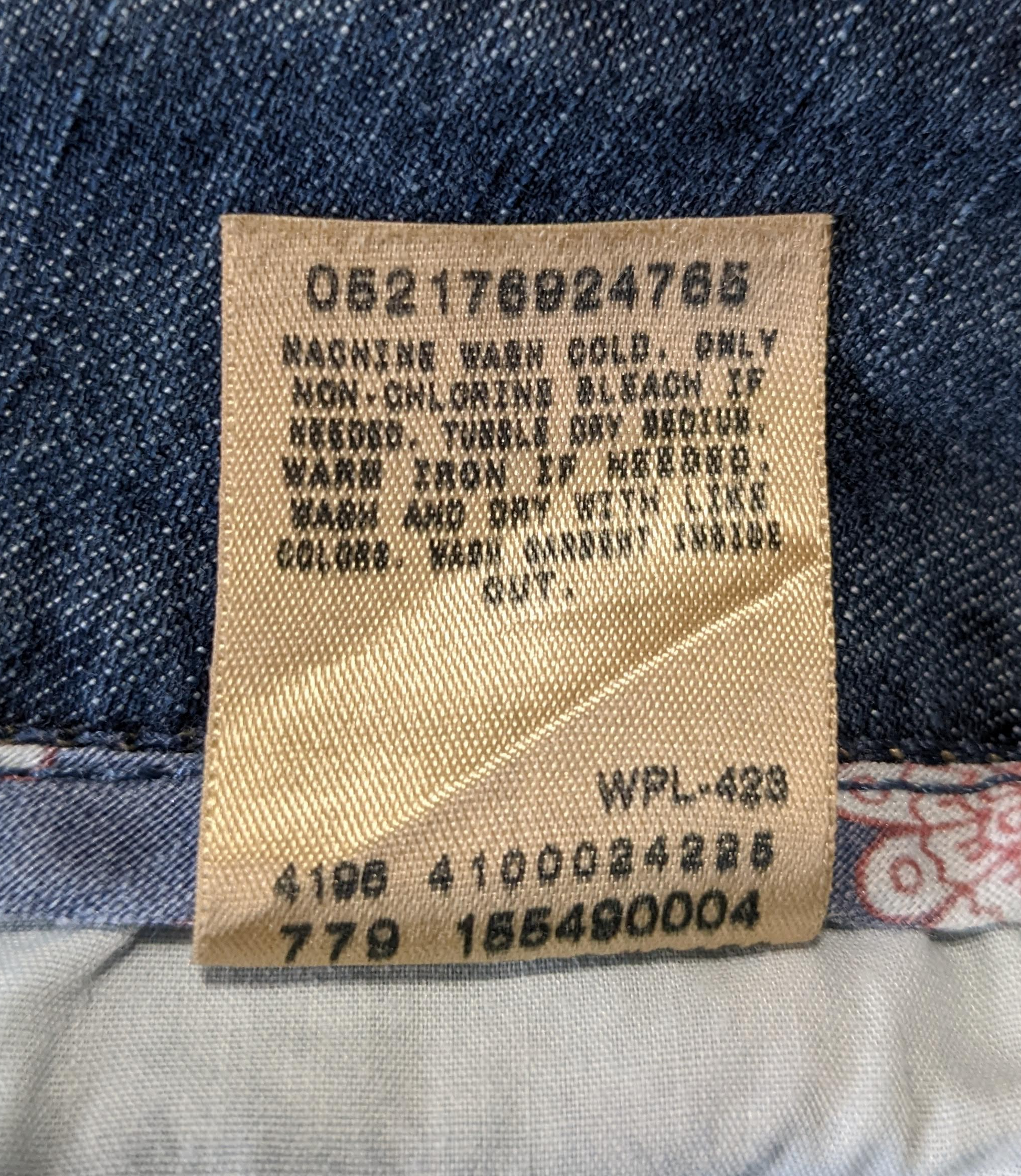 Levi's Wide Leg 545 Jeans Another great pair of jeans from Levi's - this time a pair of wide legs!  They are hot right now!