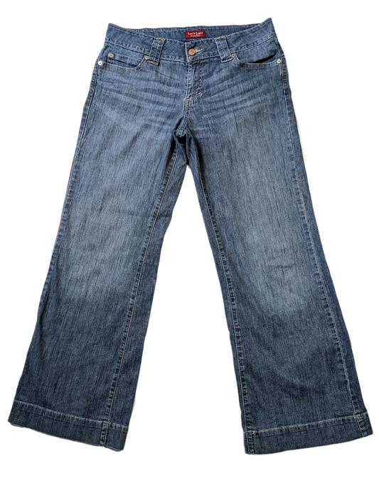 Levi's Wide Leg 545 Jeans Another great pair of jeans from Levi's - this time a pair of wide legs!  They are hot right now!