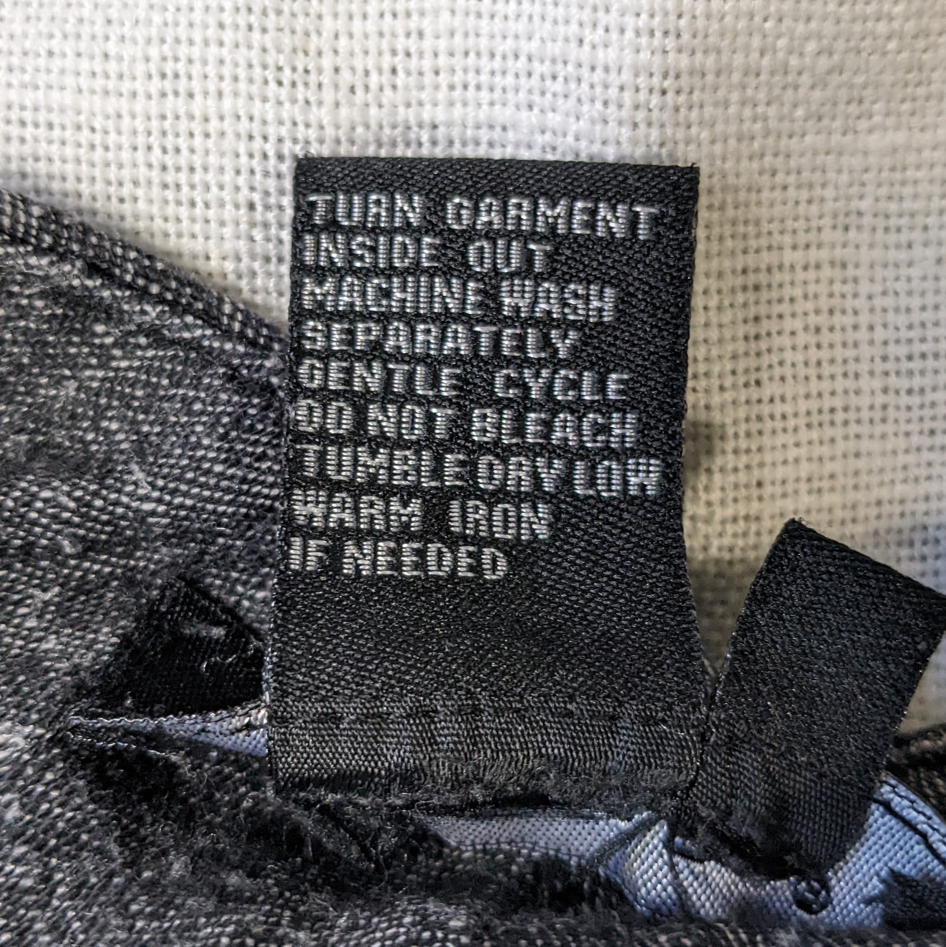 Sandro Sportswear Dress pantsThese are beautifully woven pants, with a mix of black and gray threads. This makes a beautiful neutral pant that you can wear with a variety of tops and jackets.  W