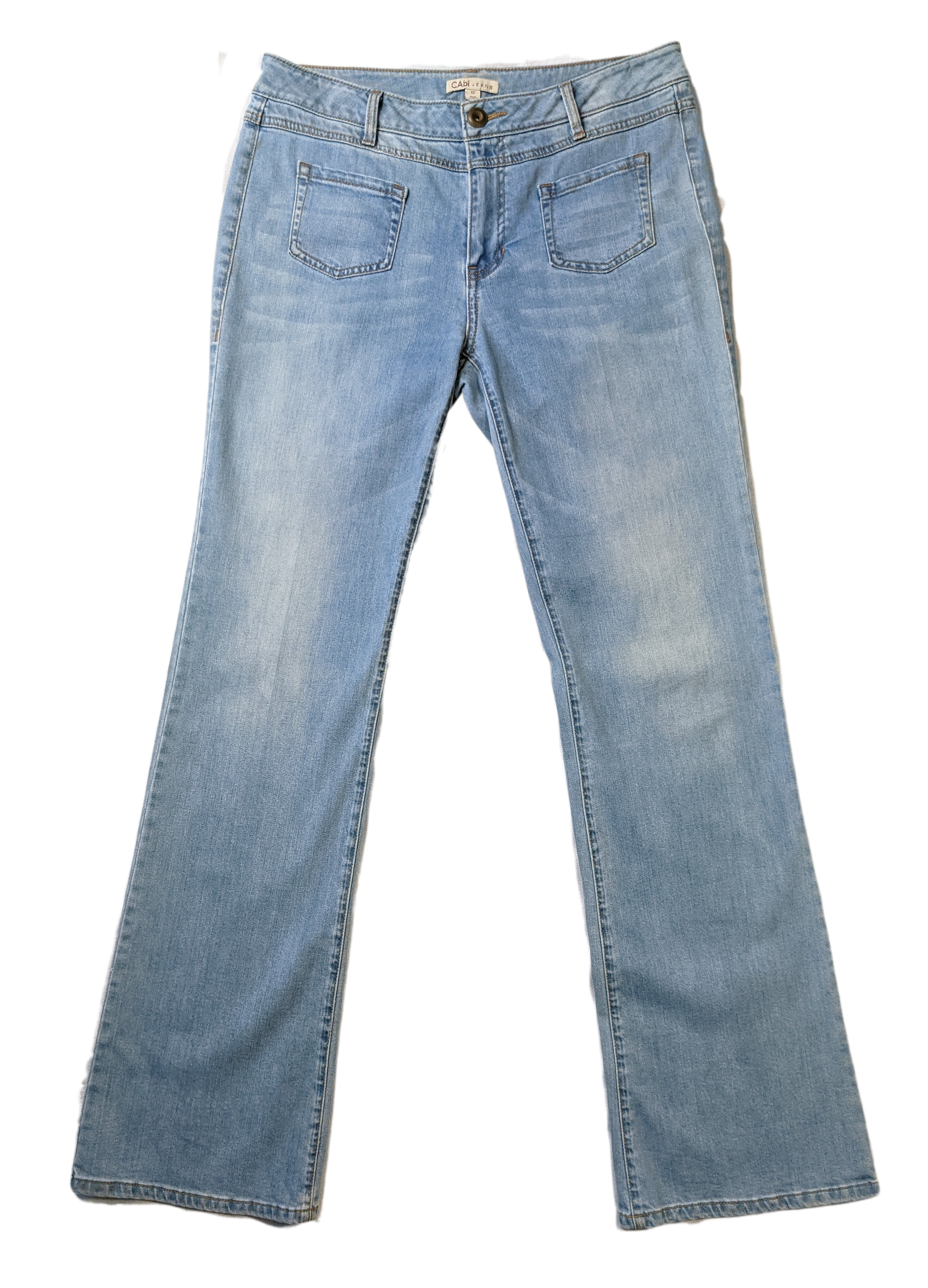 CAbi Malibu Flare Leg Lightweight Denim JeansThese are a great pair of lightweight jeans with flare legs and stylish front pockets