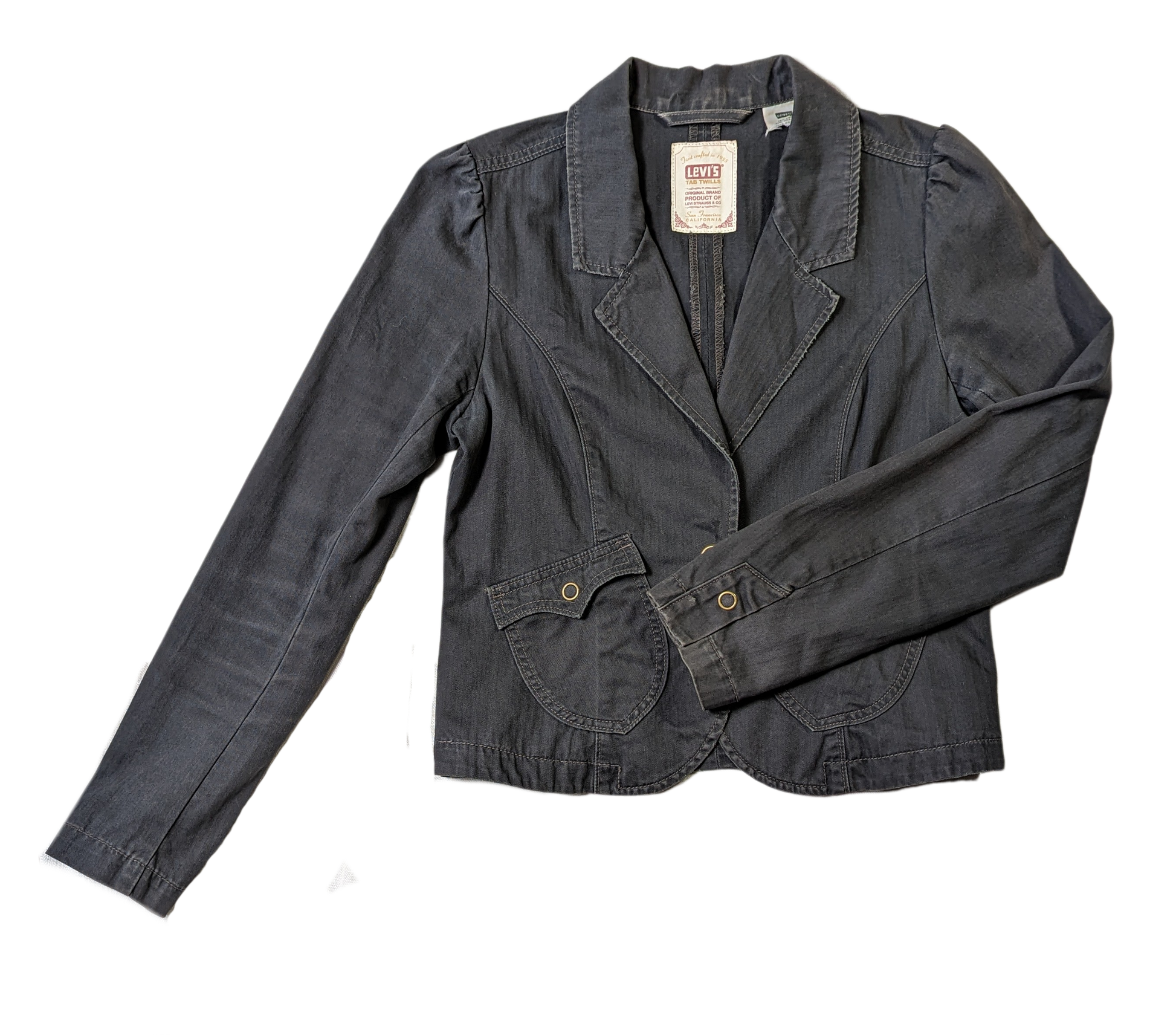 Levi's Faded Black Denim Blazer A good blazer can be worn with so many things, and it elevates your look!  This blazer has such great style.  You can wear it with jeans and a cute t-shirt, or add i