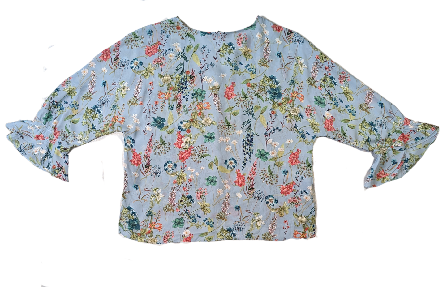 Sanctuary Button-up Floral BlouseThe lovely floral design on this blouse will make it a favorite of yours.  You can wear with jeans and sneakers for a casual look, or dress it up with a skirt and he