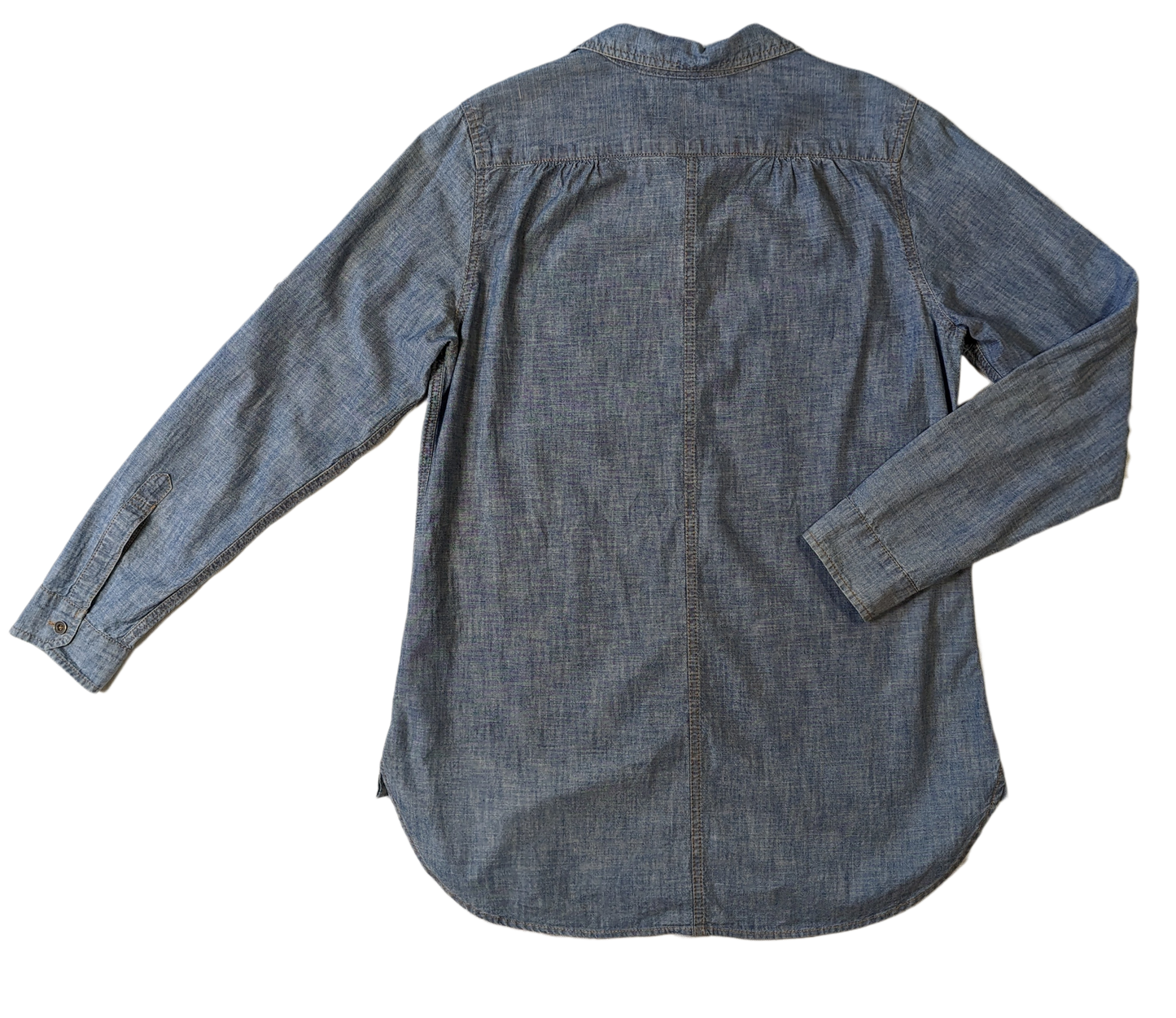 Levi's San Francisco Tunic Length Chambray Shirt A great chambray shirt can go a long way.  Wear it as a shirt, or as a short dress, or as a light-weight jacket!  Great metal buttons down the front add a nice styli