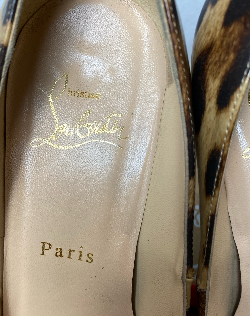 These Christian Louboutin Leopard Print Patent Leather Wedges are worn, but still look amazing!! The bottom shows most of the wear. Box and cloth bag included.
The i