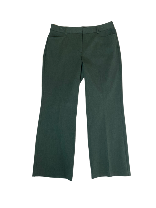 Express Editor Wide Leg Mid Rise Forest Green PantsMix up your wardrobe a bit with this great color. Give your black pants the day off and add these for a pop!