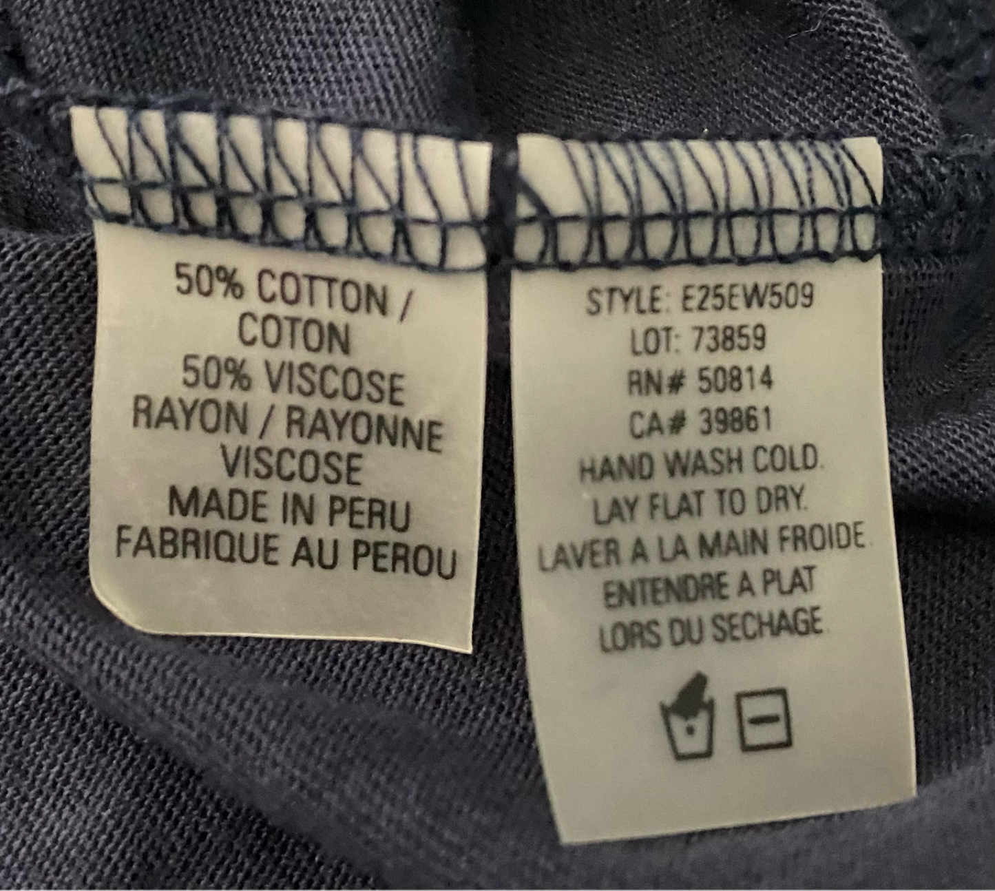Elie Tahari Blue T-shirt with Graphic with cap sleeve a captivating em