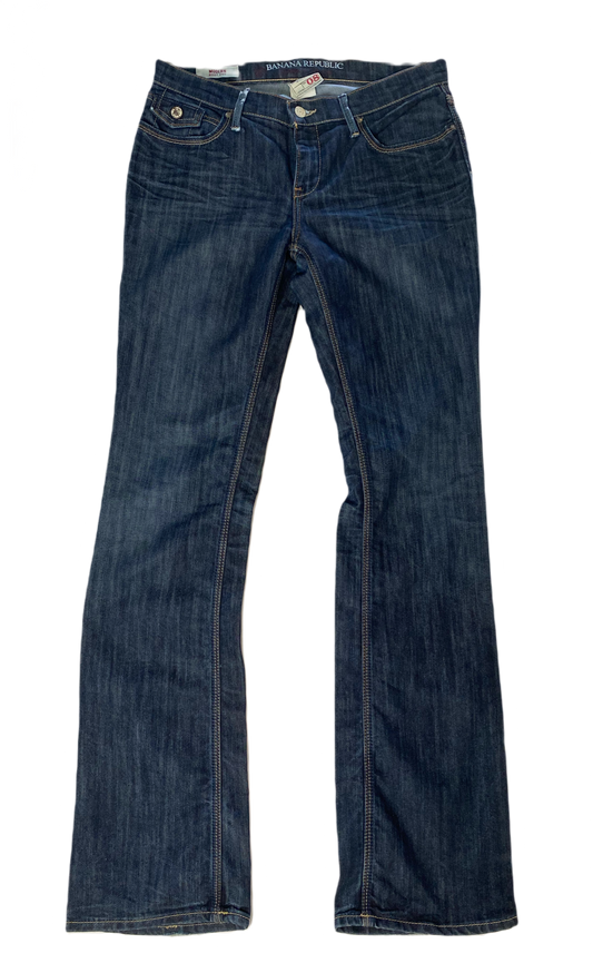 Banana Republic Modern Boot Cut Jeans  Dark wash, 5 pocket boot cut denim jeans. Expertly crafted with a stylish dark wash, these boot cut denim jeans feature five c