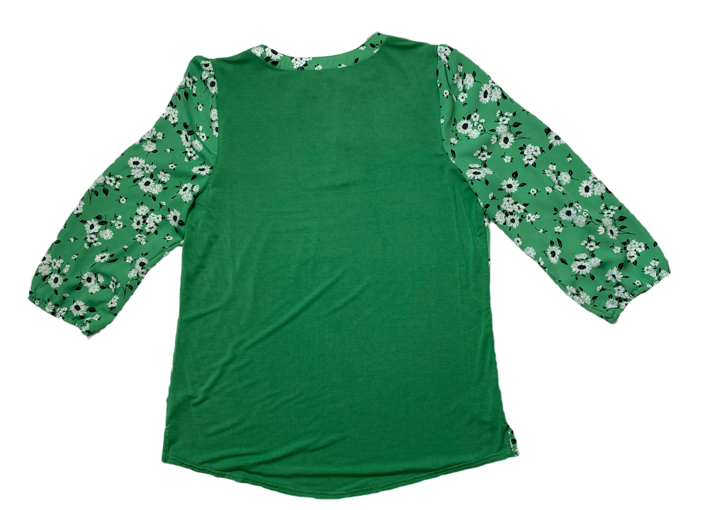 Market & Spruce Green Print Blouse Market & Spruce green with white and black floral print blouse. 
This blouse would look great with white pants for a casual lunch date!