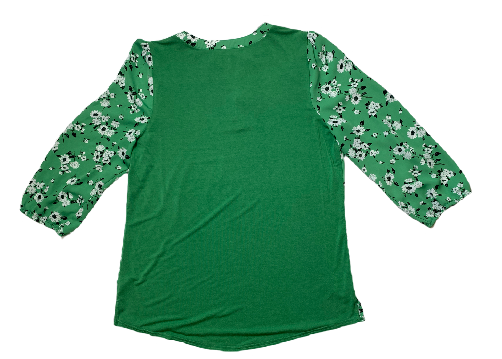Market & Spruce Green Print Blouse Market & Spruce green with white and black floral print blouse. 
This blouse would look great with white pants for a casual lunch date!