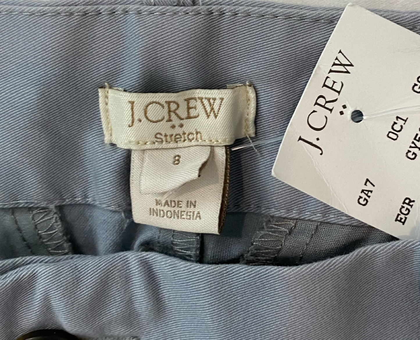 J Crew Grey Pants - NWT J Crew grey pants - New with Tags!!
Wear to work, then change into a cute top and heels and you are ready for a night out!