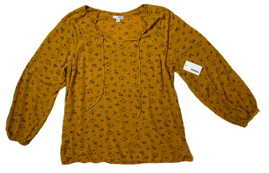 Sonoma Long Sleeve Print Peasant Blouse - NWTMustard color printed peasant blouse with elastic at the cuffs....New with Tags!
Perfect top to transition into Fall with. Great Autumn colors and light weight to ke
