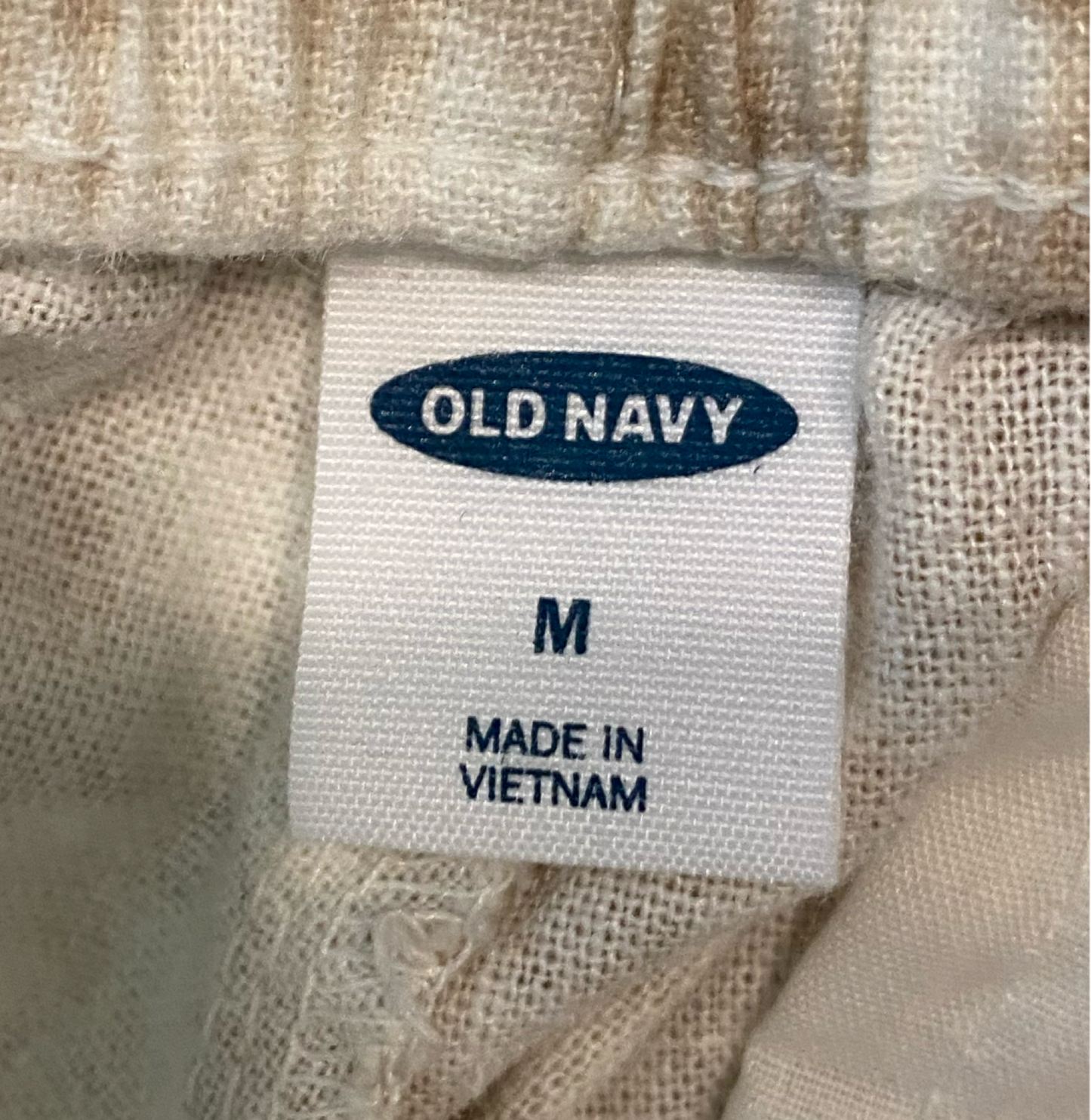 Old Navy Drawstring Waist Print Pant Tan and cream print elastic/drawstring waist pant with pockets....New With Tags!!