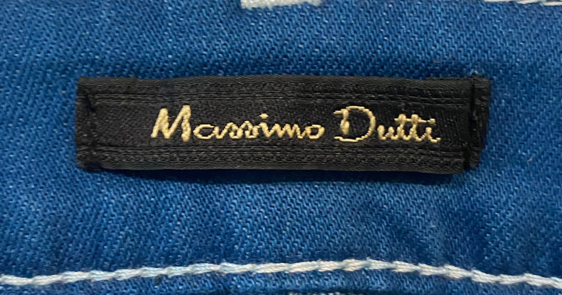 Massimo Dutti Blue Jean Style Pant Blue 5 pocket jean style pants with white stitching.