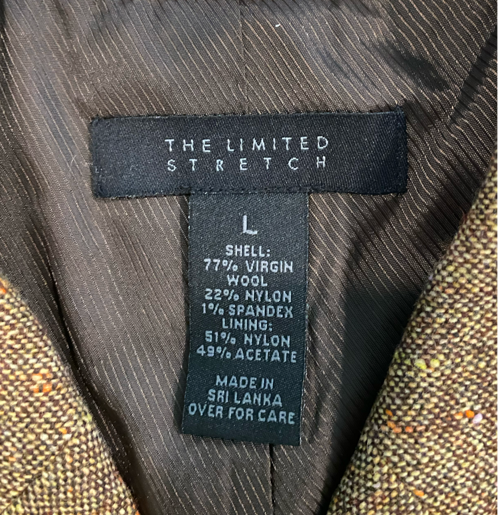 The Limited Stretch Tweed Blazer  Four button, lined, brown tweed, stretch blazer with front flap pockets.
Pair this with skinny jeans, tall boots and a cream tee for a fashionable Fall outfit!