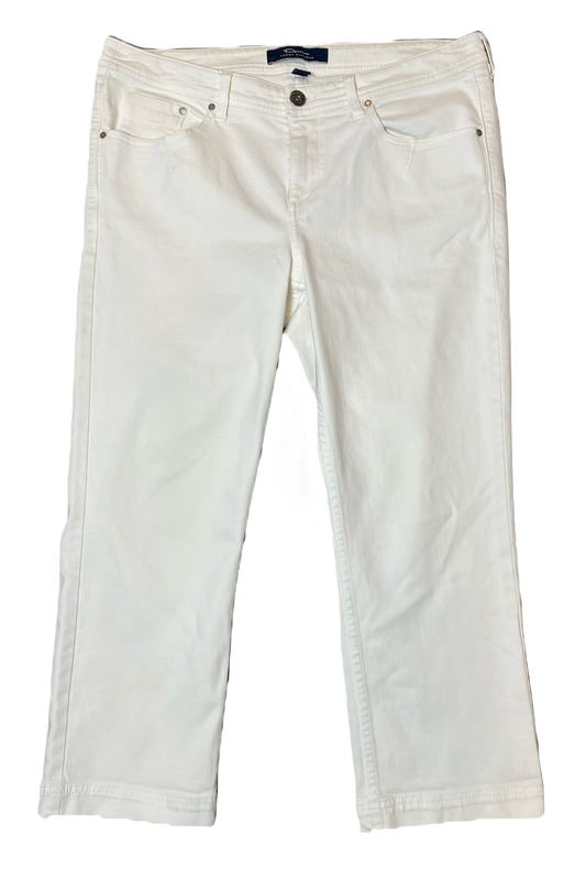 Tommy Bahama White Cropped Jeans White cropped denim 5 pocket jeans.