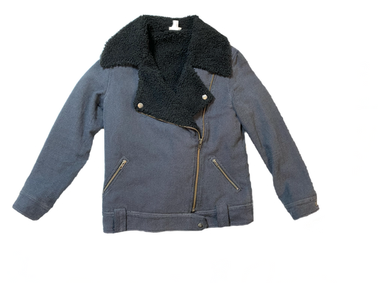 BP Blue Moto Jacket with Black ShearlingBlue denim look moto jacket with black shearling lining.....this is a fantastic jacket for those grab and go moments!BP Blue Moto JacketJacket